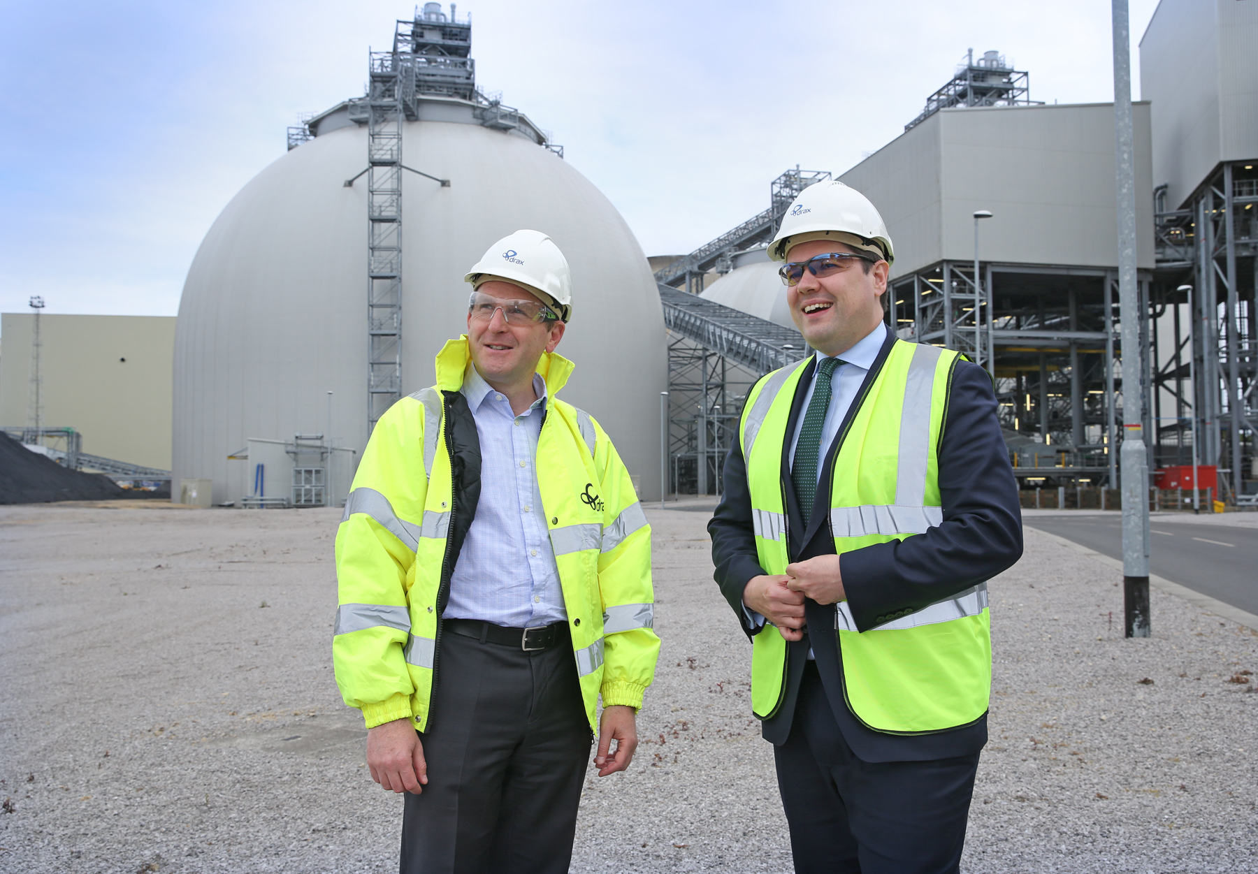 Treasury Minister Robert Jenrick visits groundbreaking bioenergy carbon ...